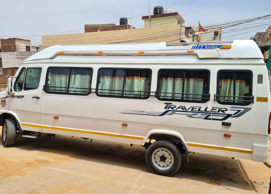20 Seater Tempo Traveller on Rent in Pune